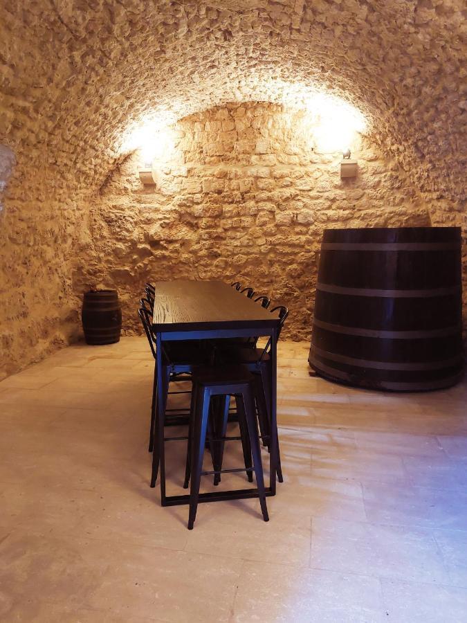 La Closerie D'Escalin Gite 12 Personnes Et Jacuzzi La Garde-Adhémar Екстериор снимка