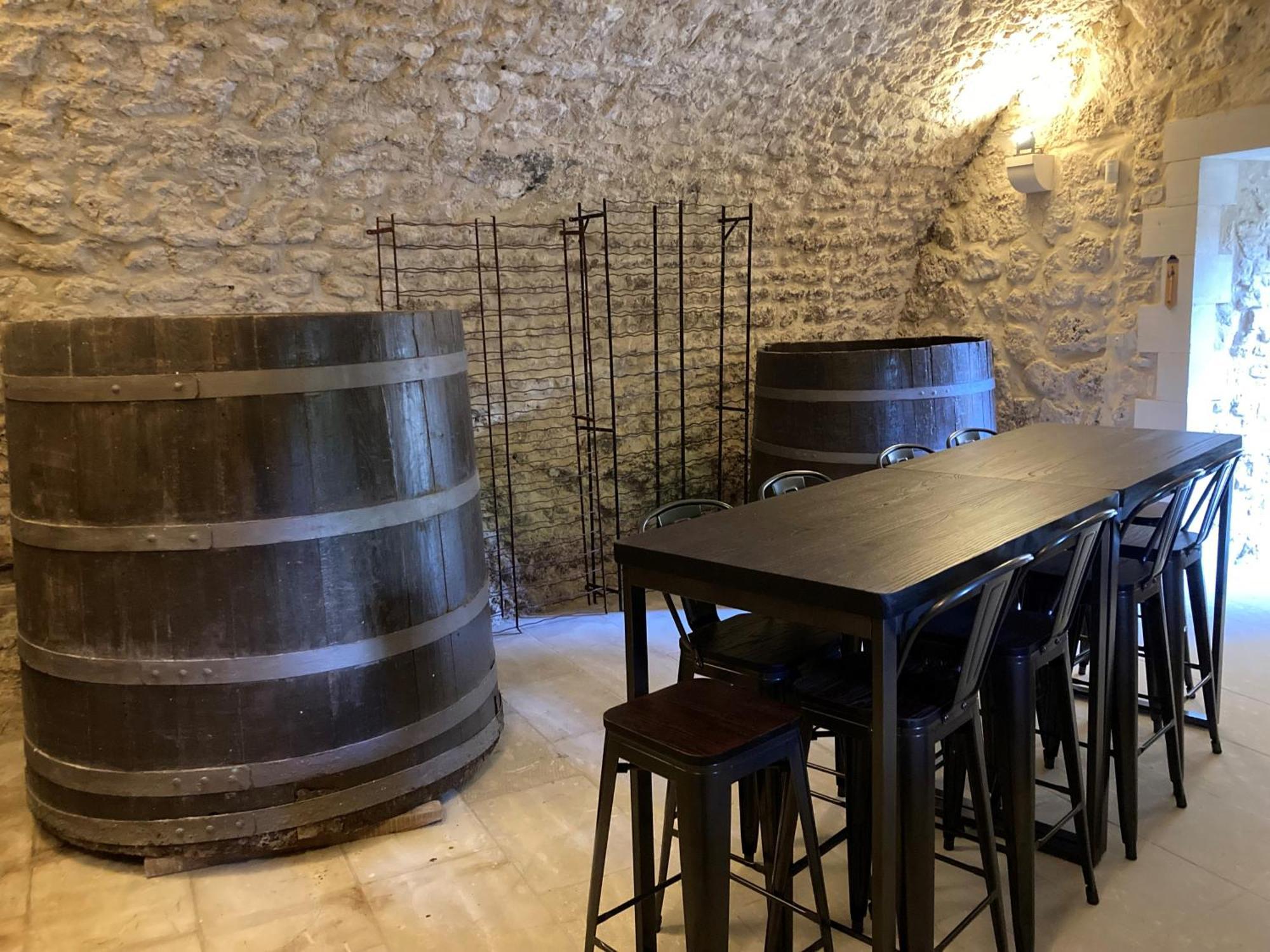 La Closerie D'Escalin Gite 12 Personnes Et Jacuzzi La Garde-Adhémar Екстериор снимка